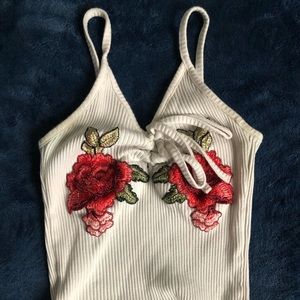 White Rose Detailed Crop top